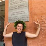 La scuola può essere un'avventura! Se hai bisogno di una mano in inglese, italiano, storia o geografia, ci penso io!